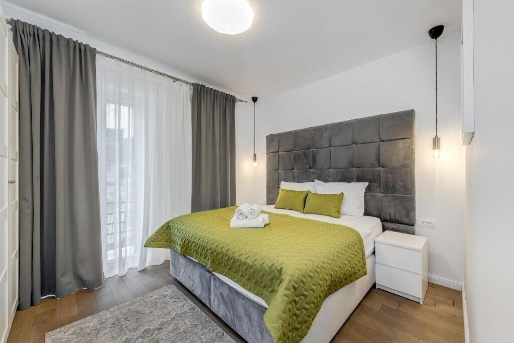 Отель Finn Luxury Rooms 4*