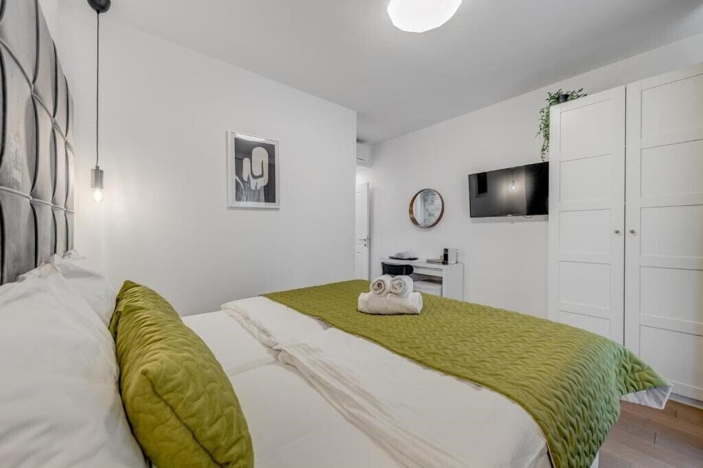 Фотография Finn Luxury Rooms 4*