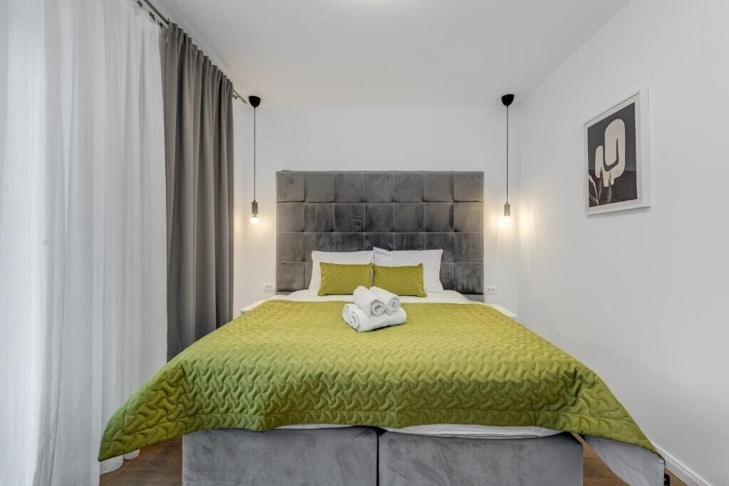 Изображение Finn Luxury Rooms 4*