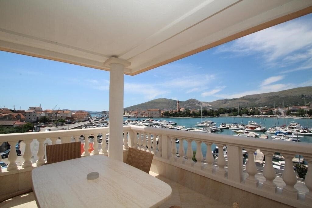 Trogir Hotel 3* қонақ үйі