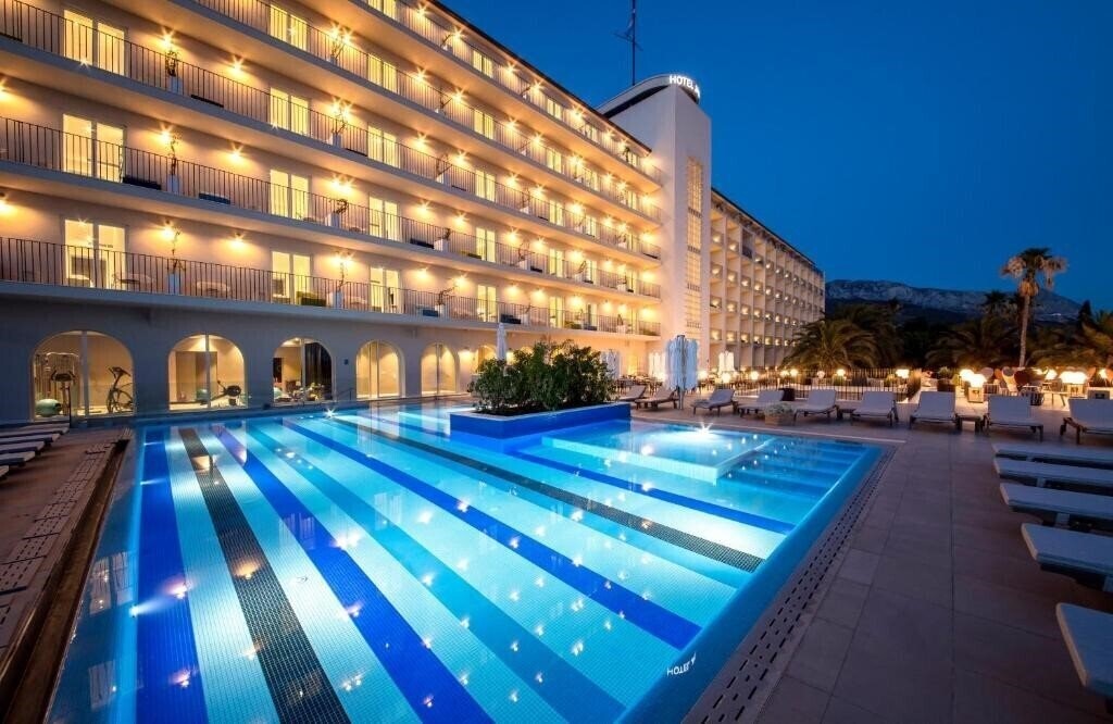 Bluesun Hotel Jadran 5* суреті