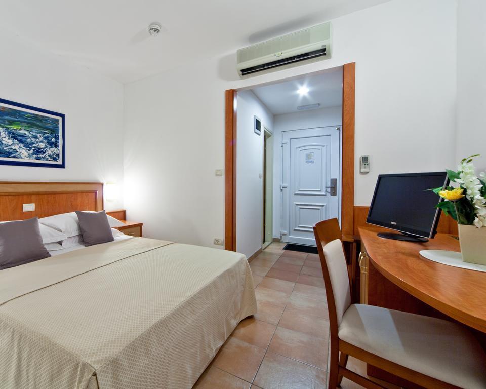 Afrodita 4* суреті