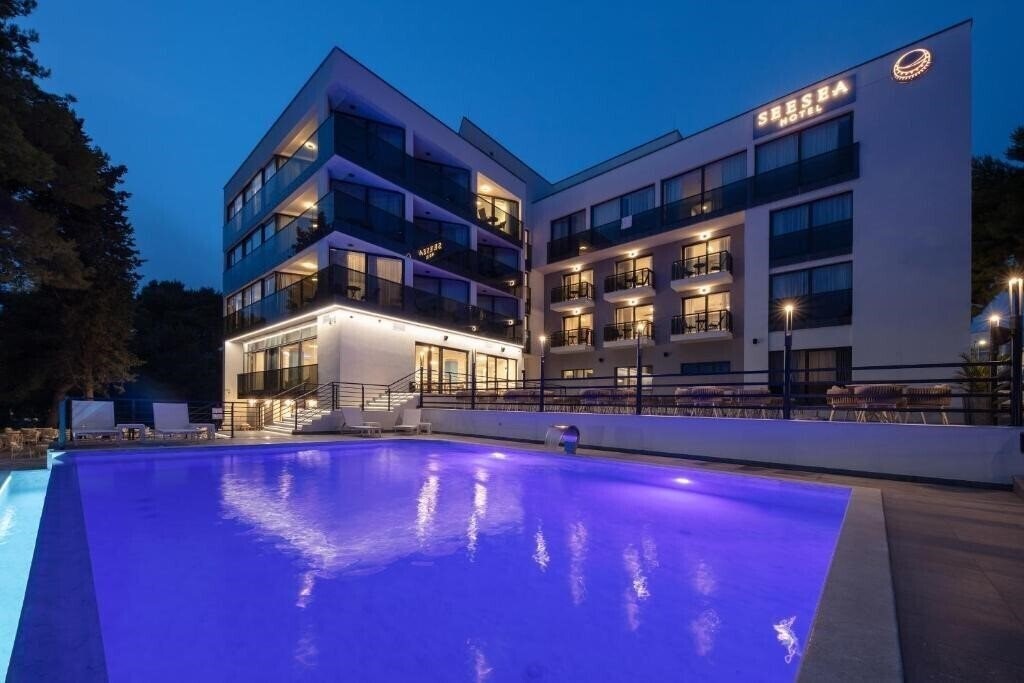 SeeSea Hotel 4* фотосуреті