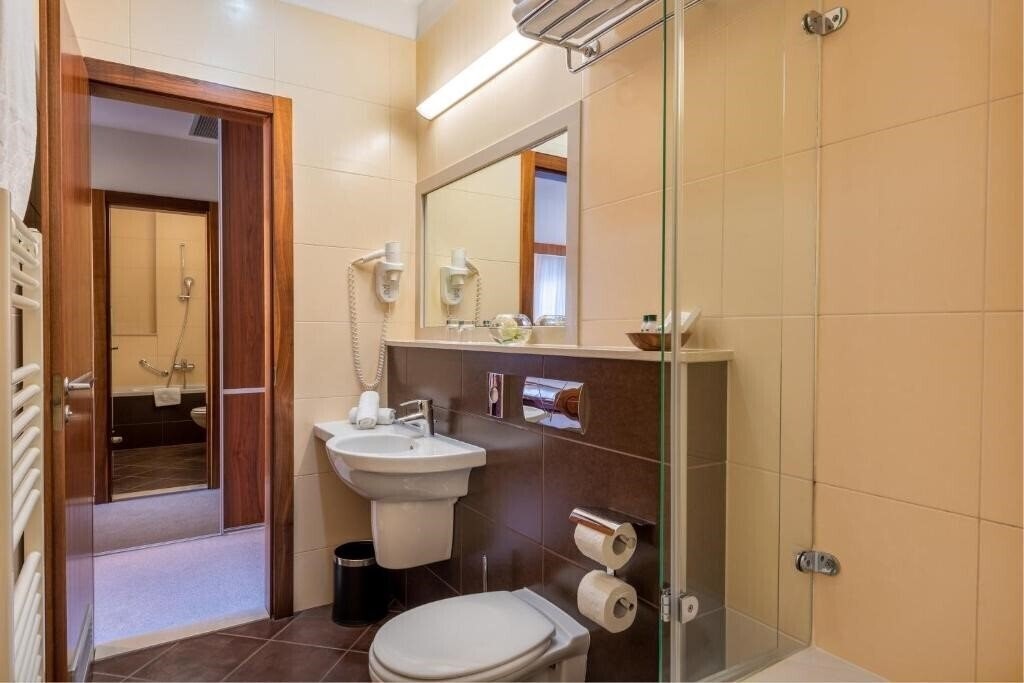 Plaza (Omis) 4* фотосуреті