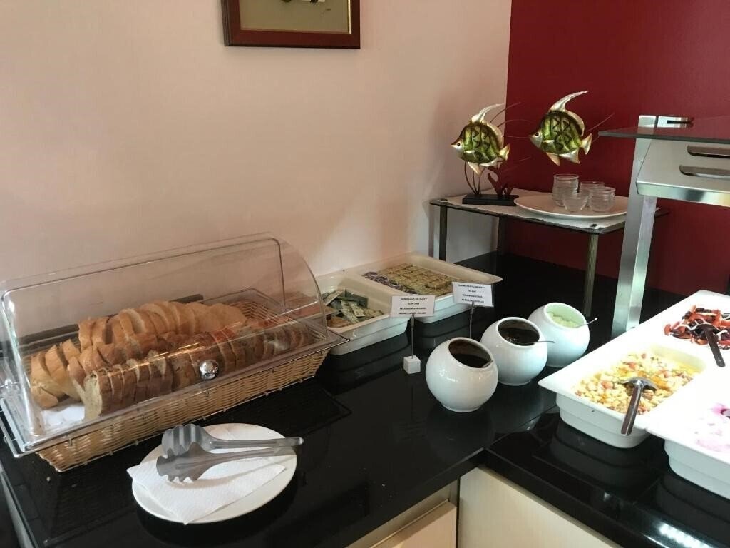 Фото Hotel Vila 4M 4*