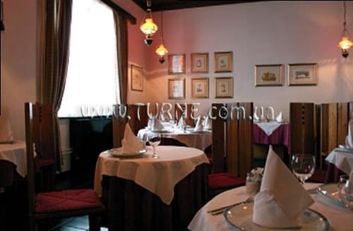 Golden Tulip 3* фотосуреті