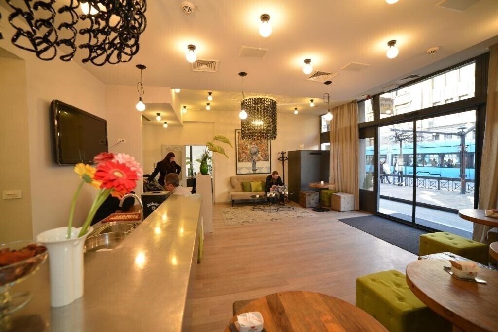 Отель Garden Hotel 4*