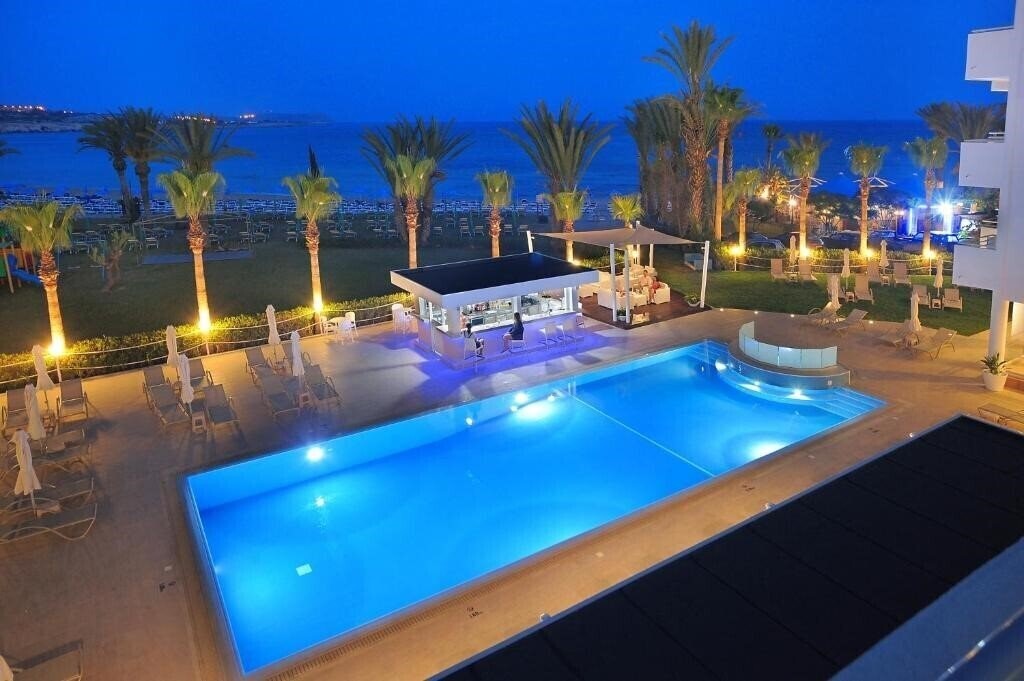 Отель Okeanos Beach Boutique Hotel 3*