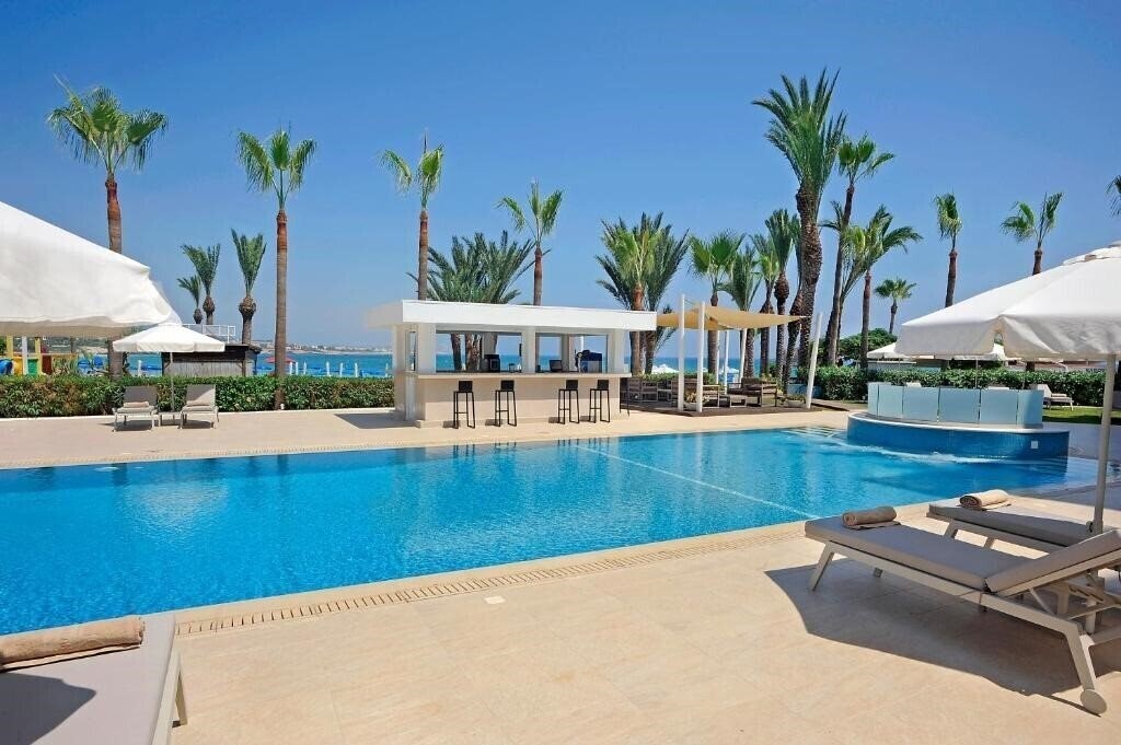 Изображение Okeanos Beach Boutique Hotel 3*