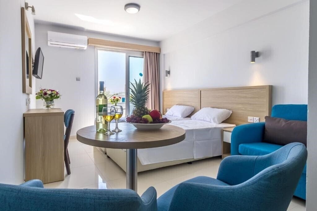 Отель Paul Marie Hotel Apts 2*
