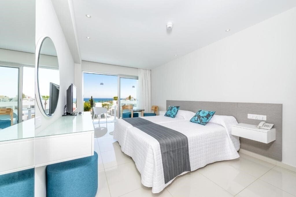 River Rock Hotel 3* фотосуреті