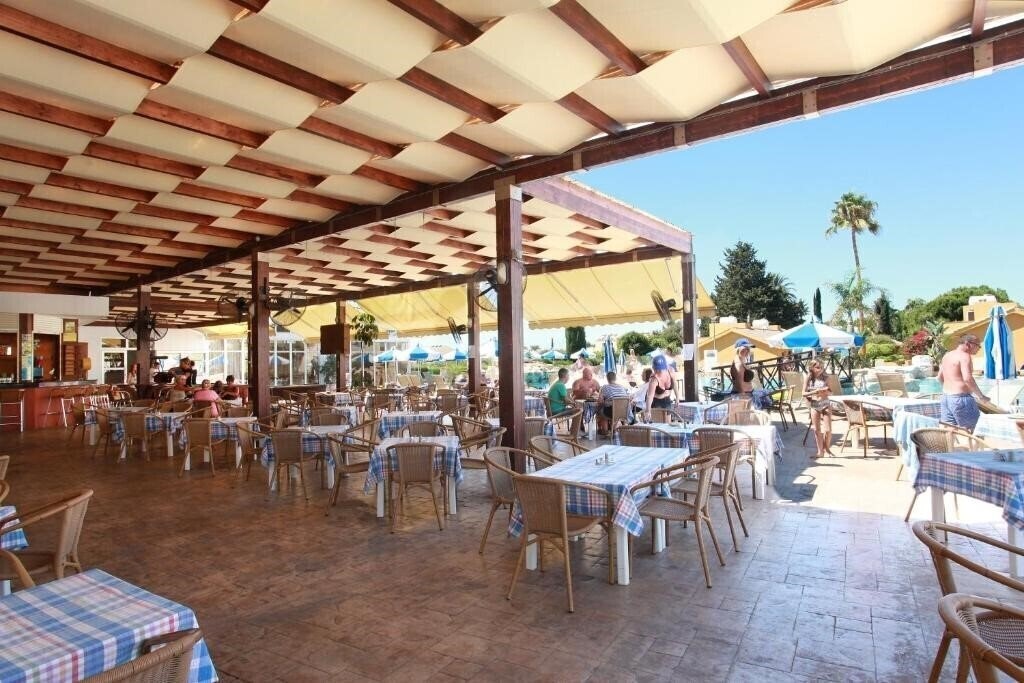 Makronisos Holiday Village 3* суреті