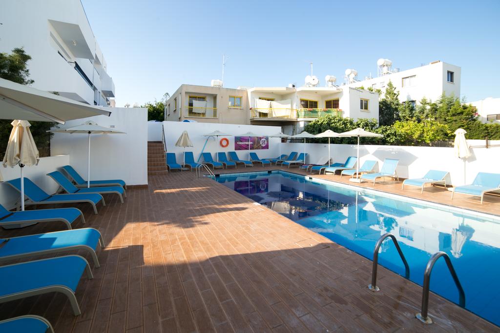 Flora-Maria Hotel Apts 3* қонақ үйі