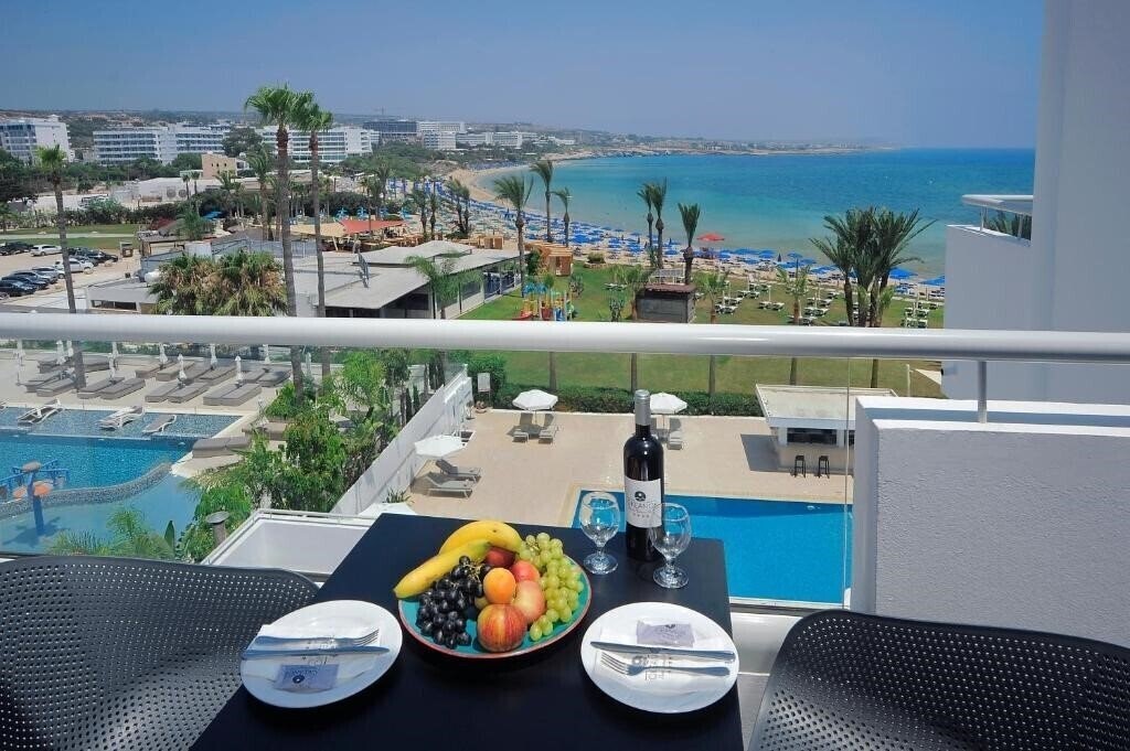 Oceanos Beach Hotel 3* суреті