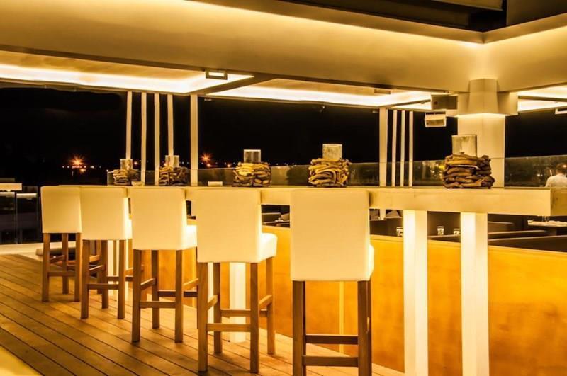 So White Boutique Suites 4* суреті