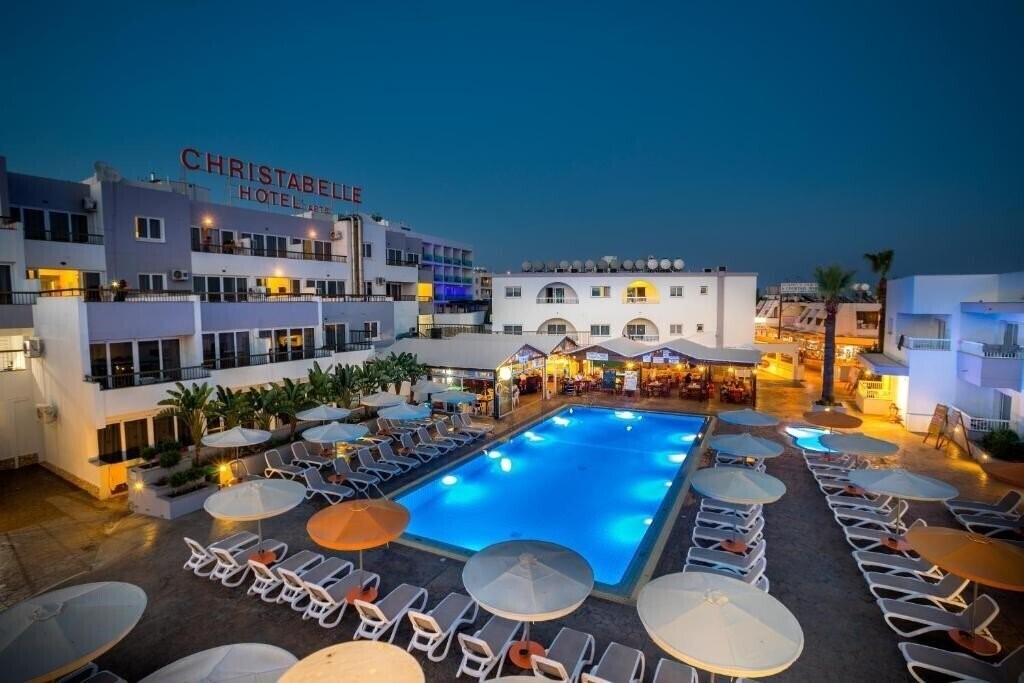 Christabelle Hotel Apartments 3* қонақ үйі