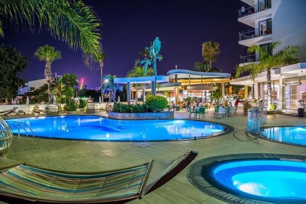 Stamatia 3* қонақ үйі