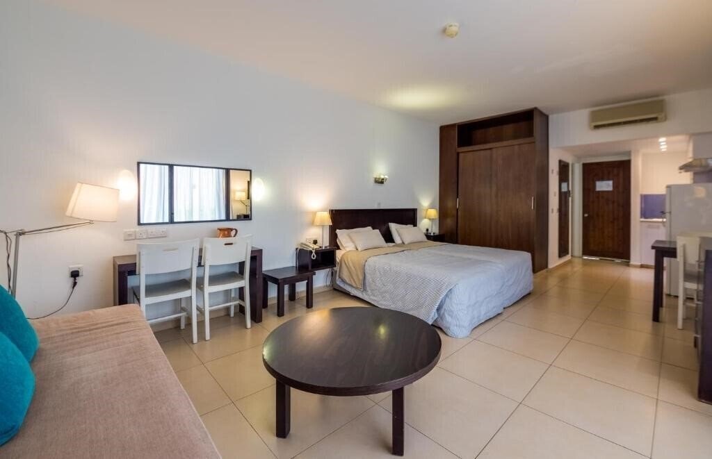 Фото Marismare Apartments 3*