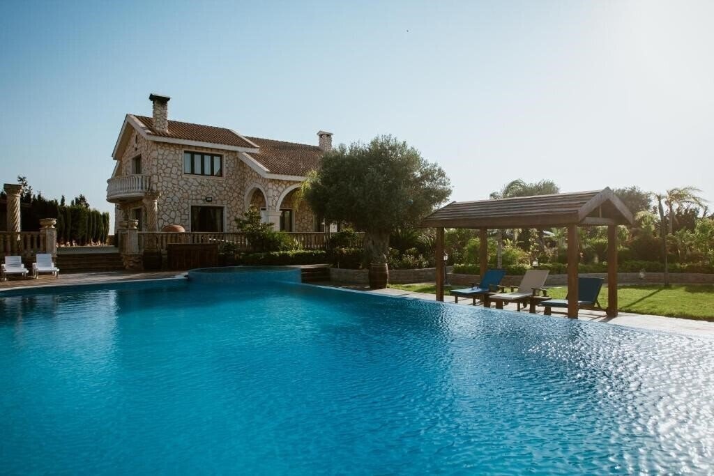 Grand Mansion Countryhouse 4* қонақ үйі