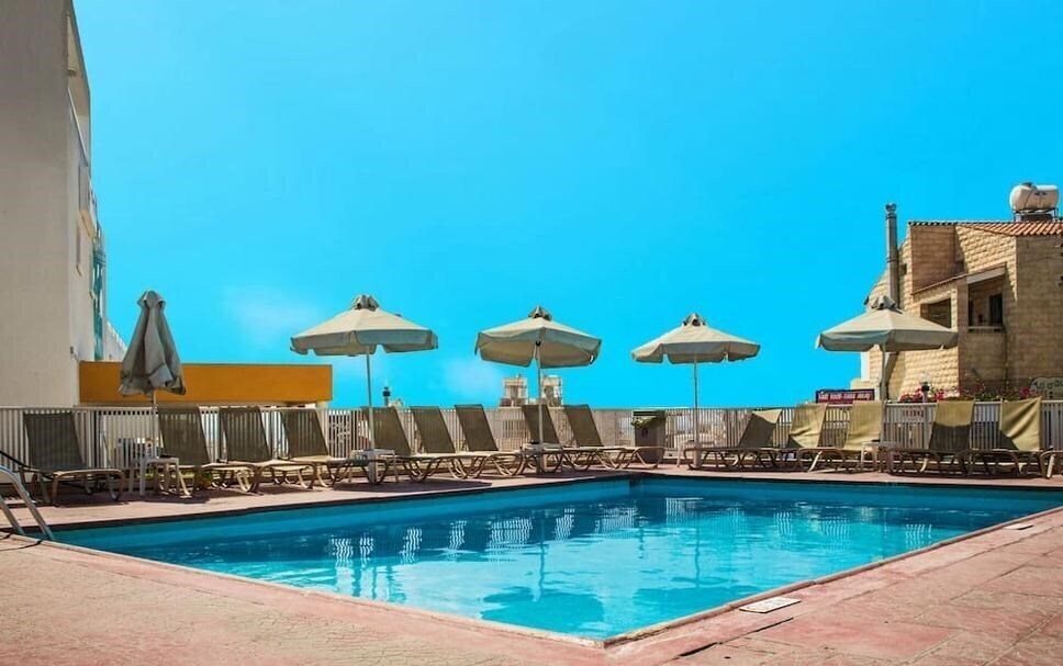 Efi Hotel Apartments 3* қонақ үйі