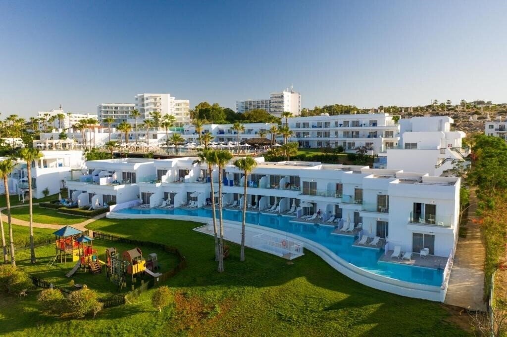 Atlantica Sungarden Beach 4* суреті