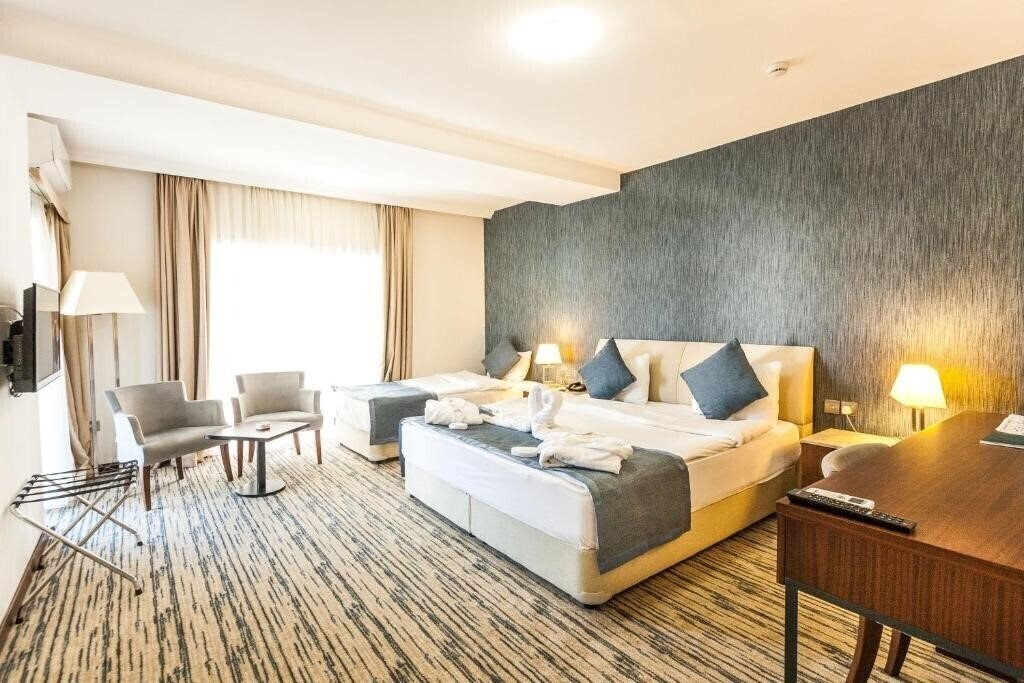 Фото Port View Hotel 3*