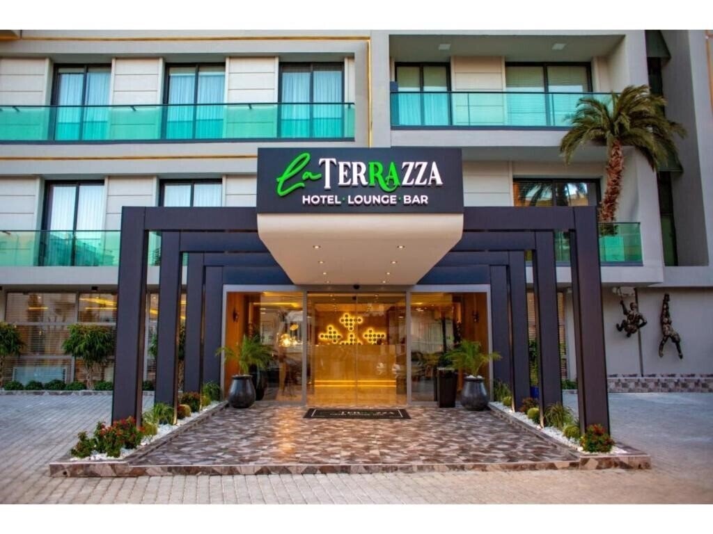 Отель La Terrazza Hotel 5*