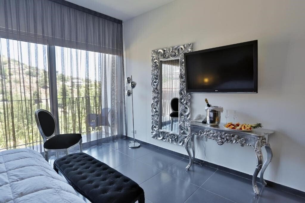 Картинка Crystal Hotel 3*