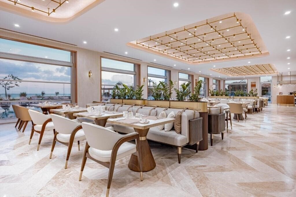 Merit Park Hotel 5* суреті