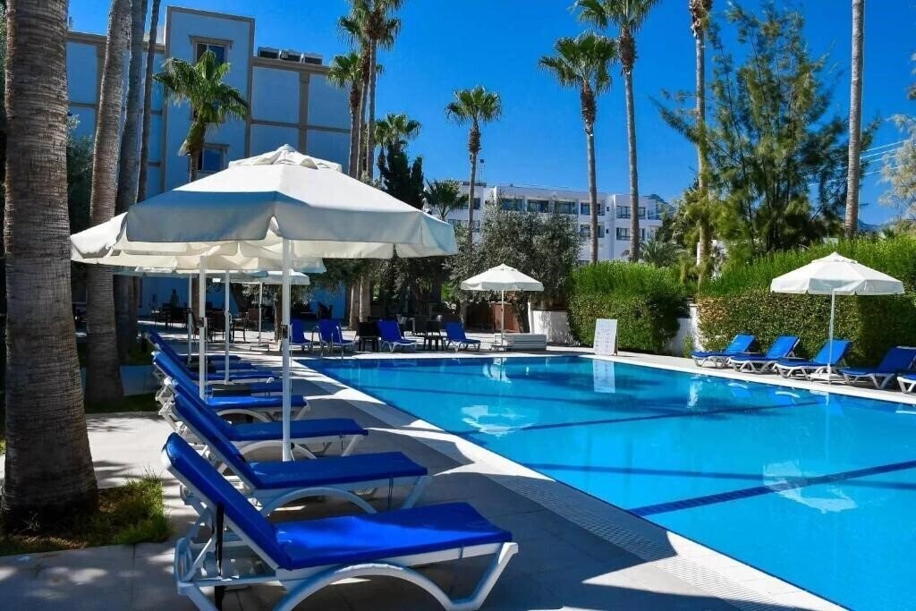 Park Palace Hotel 3* фотосуреті