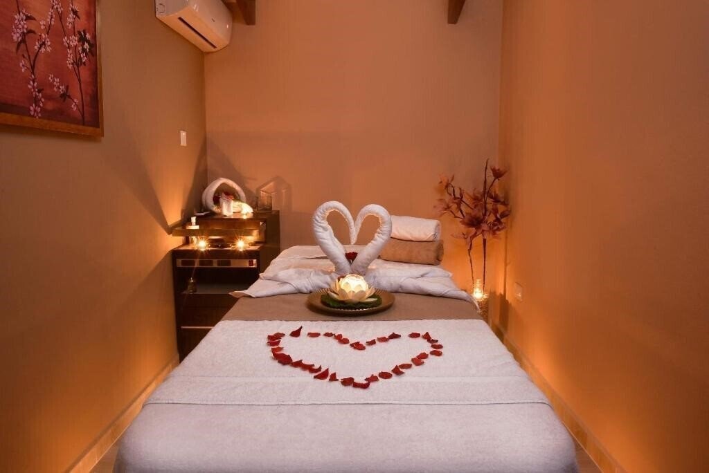 Картинка Riverside Garden Resort 4*