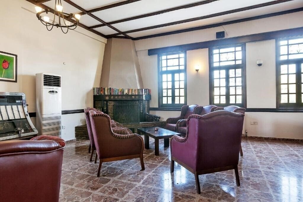 The Ship Inn Hotel 3* суреті