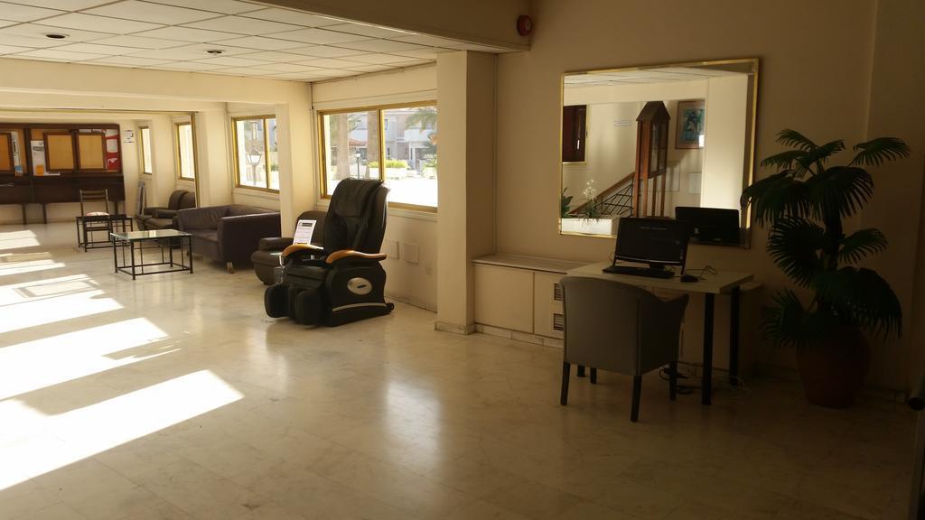 Crown Resorts Henipa 3* суреті