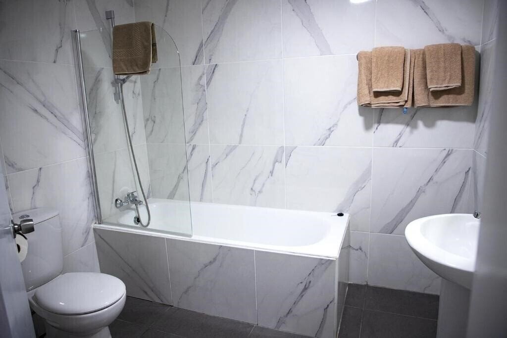 Фотография Sun Hall Beach Hotel Apartments 4*