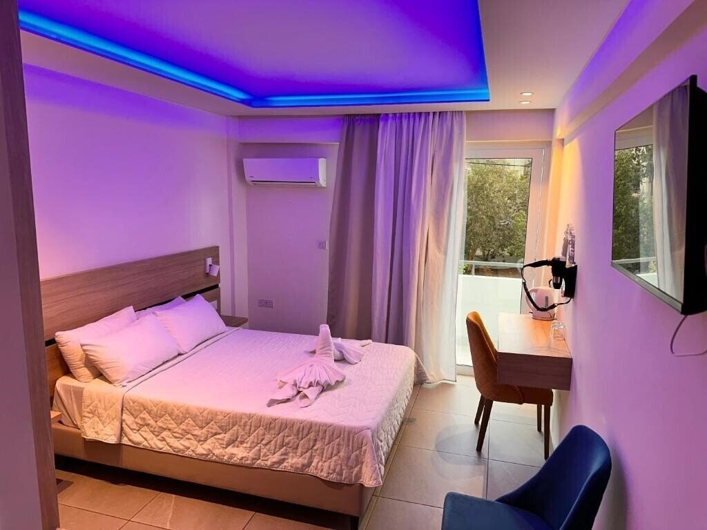 Фото San Remo Hotel 2*