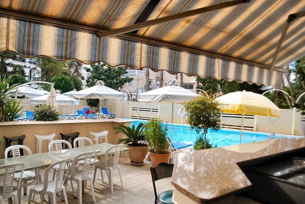 Фотография San Remo Hotel 2*