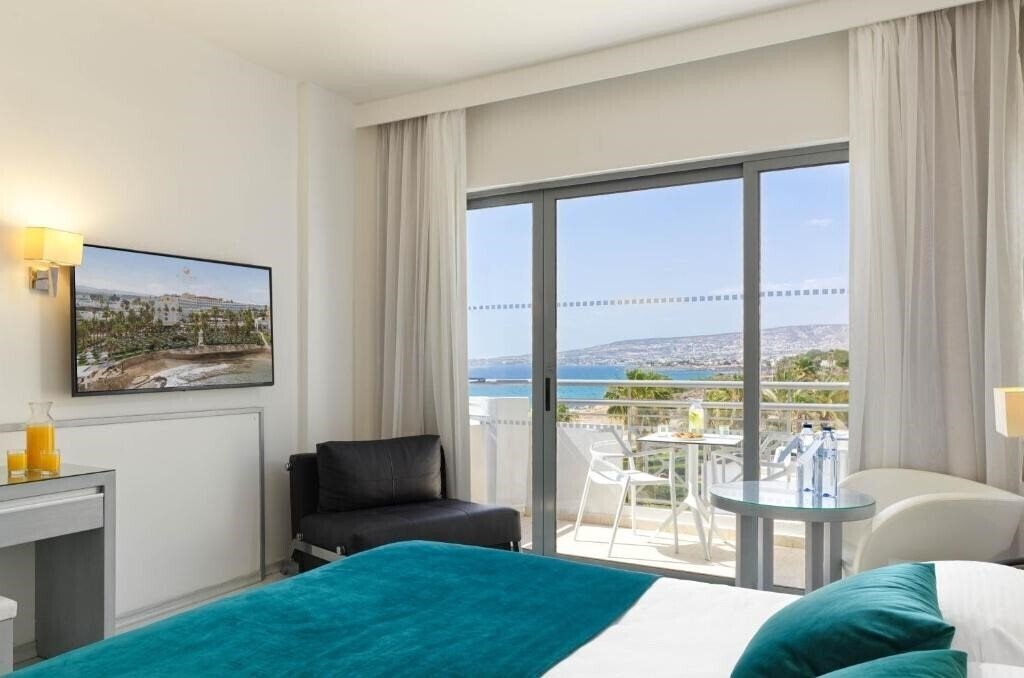 St. George Hotel & Spa Golf Beach Resort 4* суреті