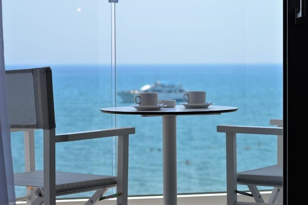 Отель Island Boutique Hotel 4*