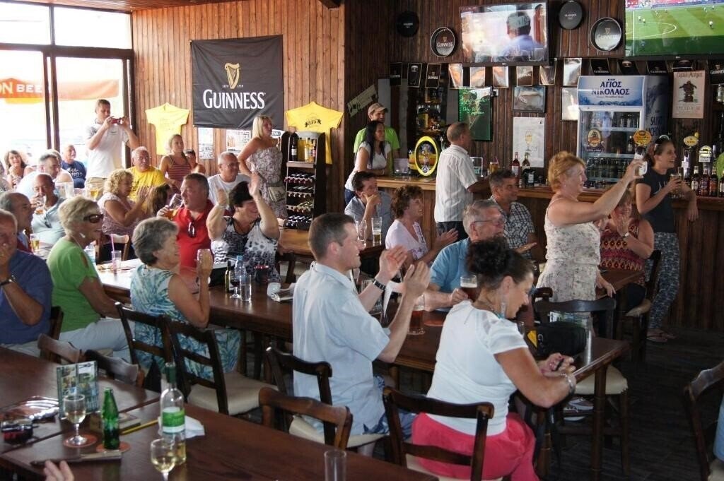 Antonis G Hotel 3* суреті