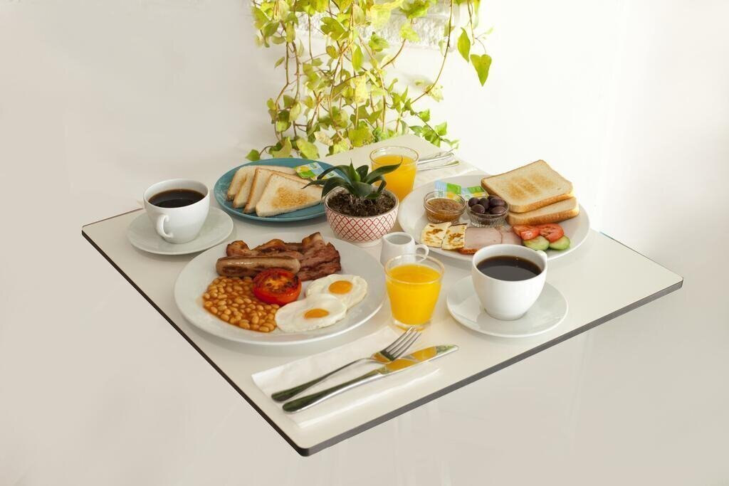 Фото Costantiana Beach Hotel Apts 3*