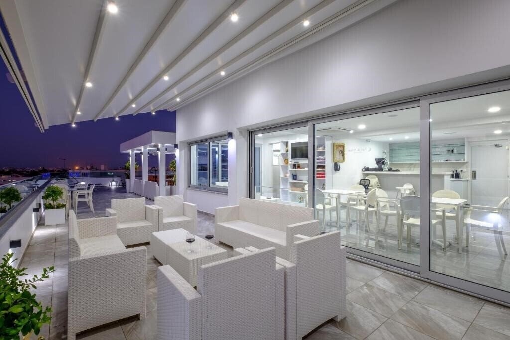 Art & Wine Studios & Apts 3* суреті