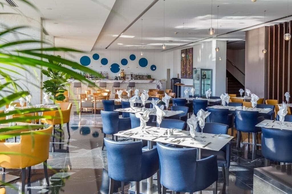 Sun Hall Hotel (ex. Aquasol Sun Hall Hotel) 4* фотосуреті