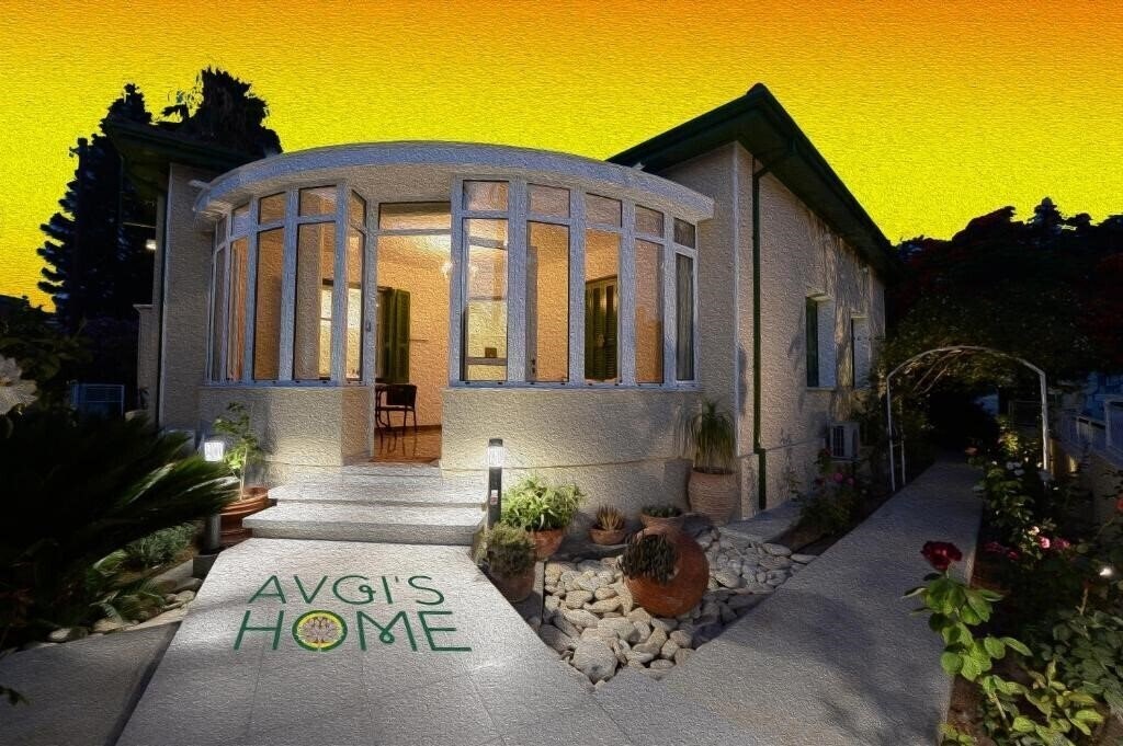 Avgi S Home 3* қонақ үйі