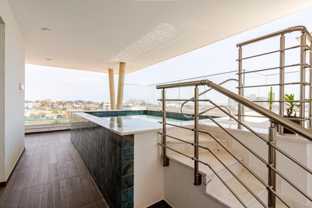 Yamas Urban Living Pool Penthouse Marvel 4* фотосуреті