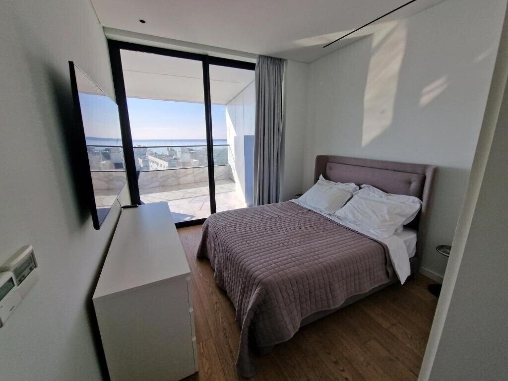 Фото Icon Private Holiday Apartments 2*