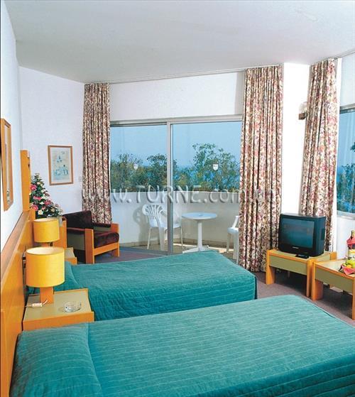 Отель Crusader 3*