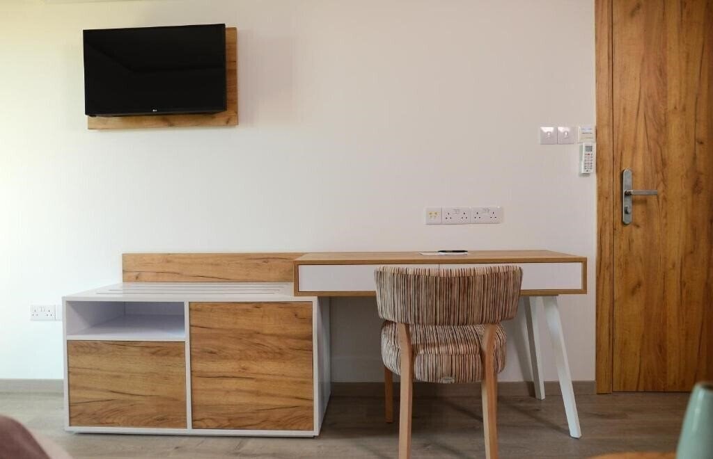 Hypnos By Bed N Mix - Adults Only 3* суреті