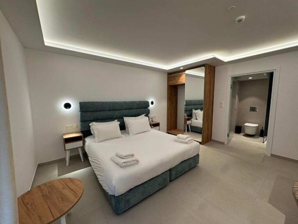Отель Hypnos By Bed N Mix - Adults Only 3*