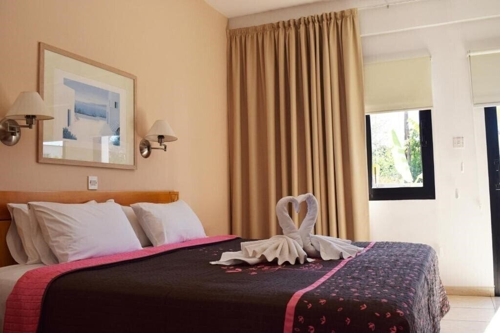 Anna Hotel Apartment 3* суреті