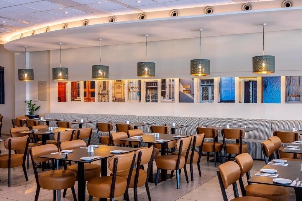 Картинка Mayfair Hotel 4*